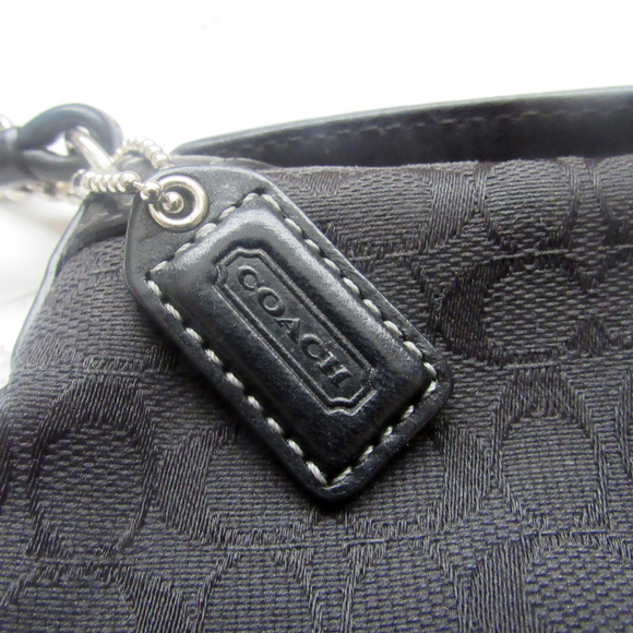 COACH Black Signature Jacquard Turnlock Wristlet - Picture 2 of 4